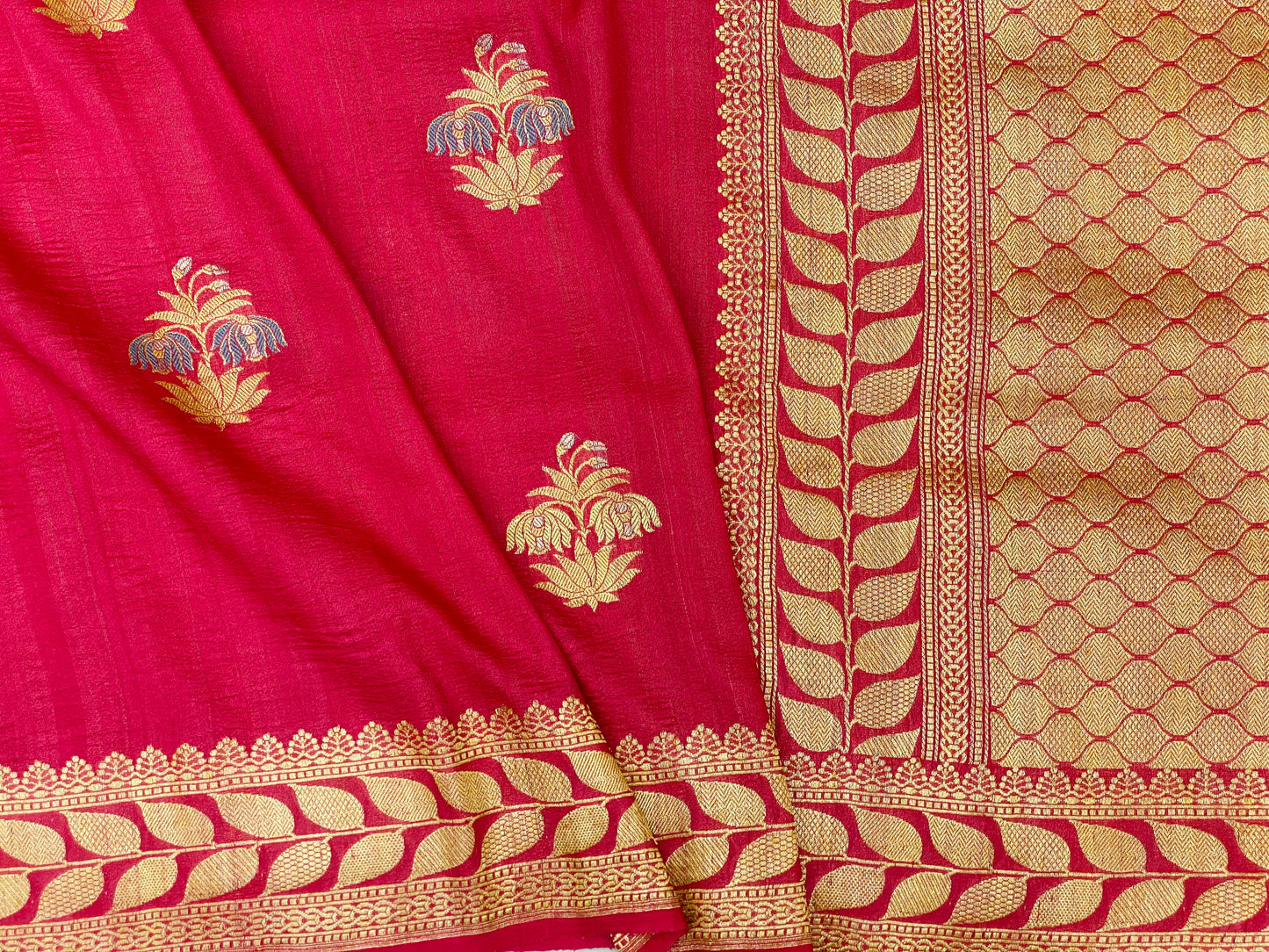 Pure Tussar Handloom Kaduwa Weave Saree Crimson Pink with Meenakari Buta ( Noor-e-Tussar )