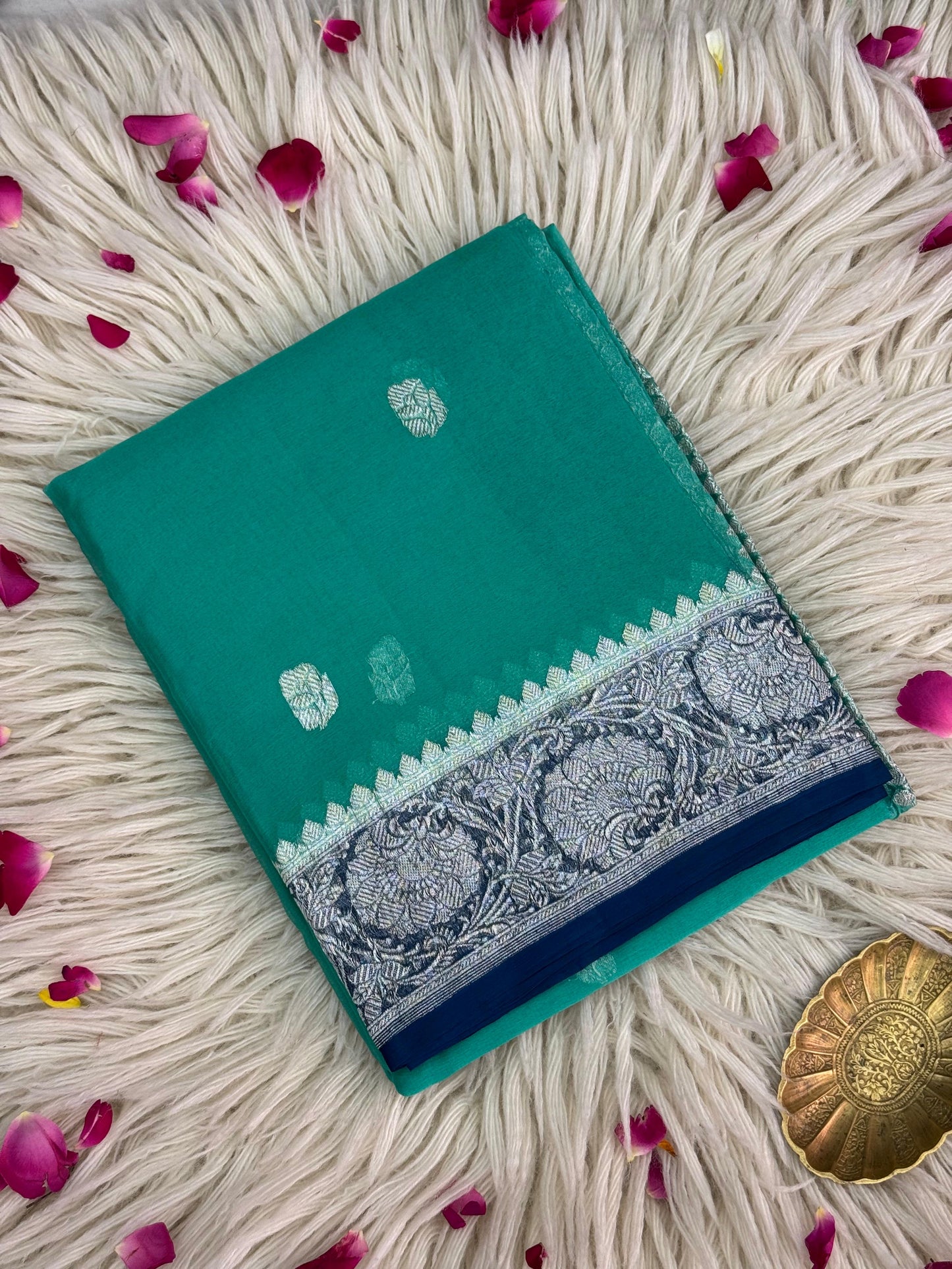Pure Khaddi Chiffon Handloom Saree Light Blue Body With Dark Blue (Chhalak)