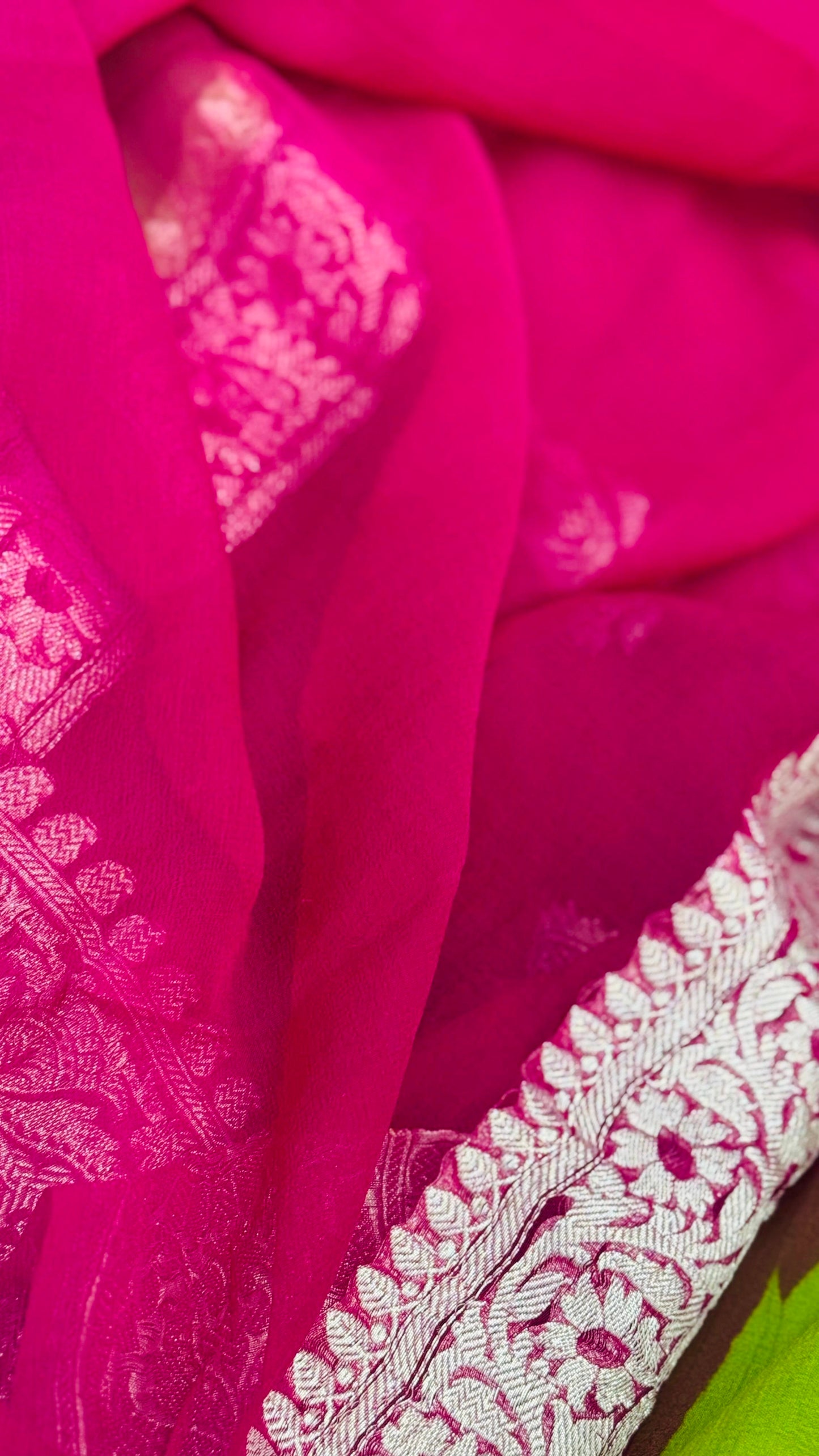 Pure Khaddi Chiffon Handloom Saree Green Body With Rani Pink (Chhalak)