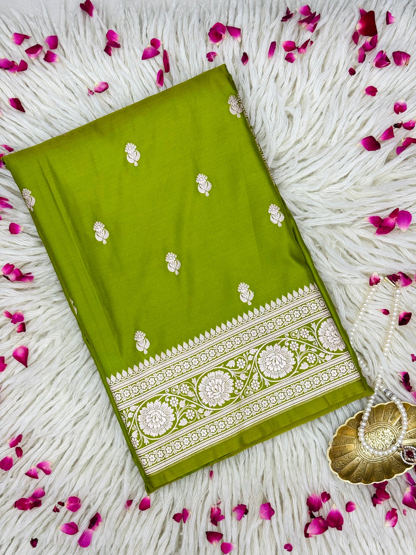 Pure Mashru Silk Alfi Buta Saree Parrot Green (Mashravi)