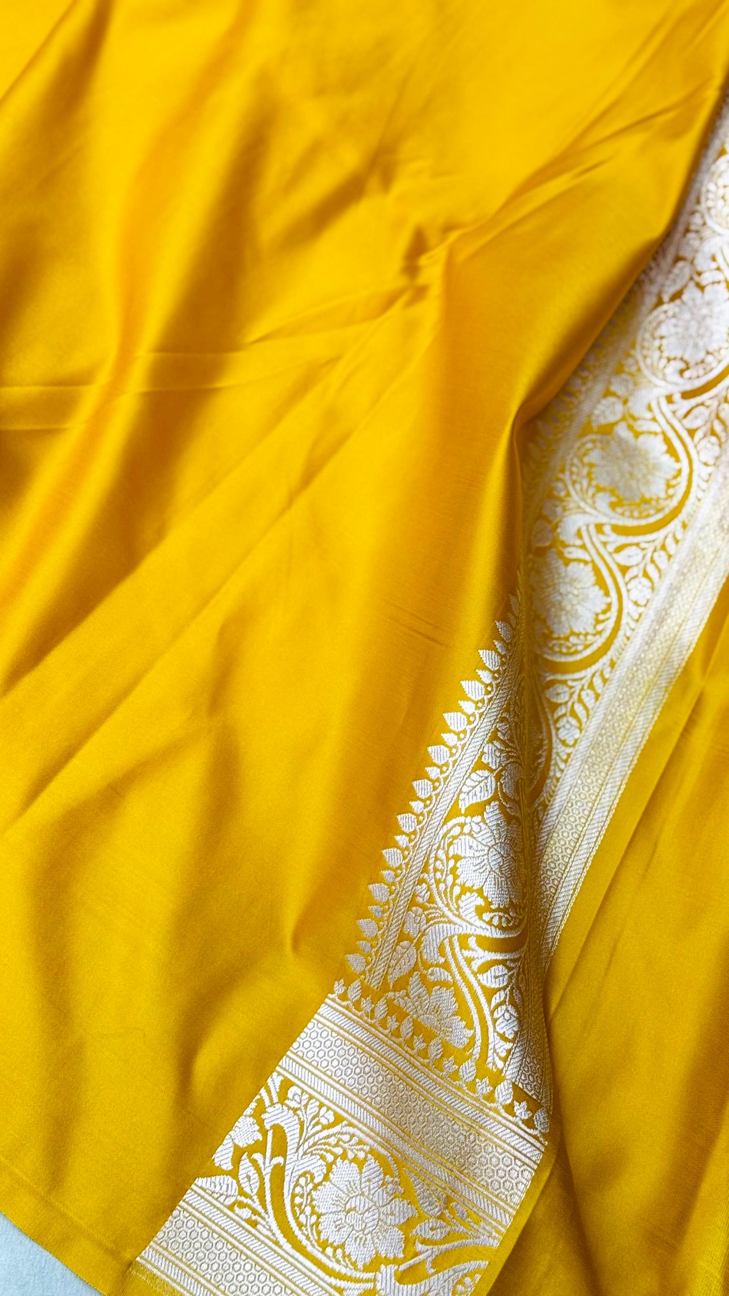 Pure Mashru Silk Alfi Buta Saree Yellow (Mashravi)