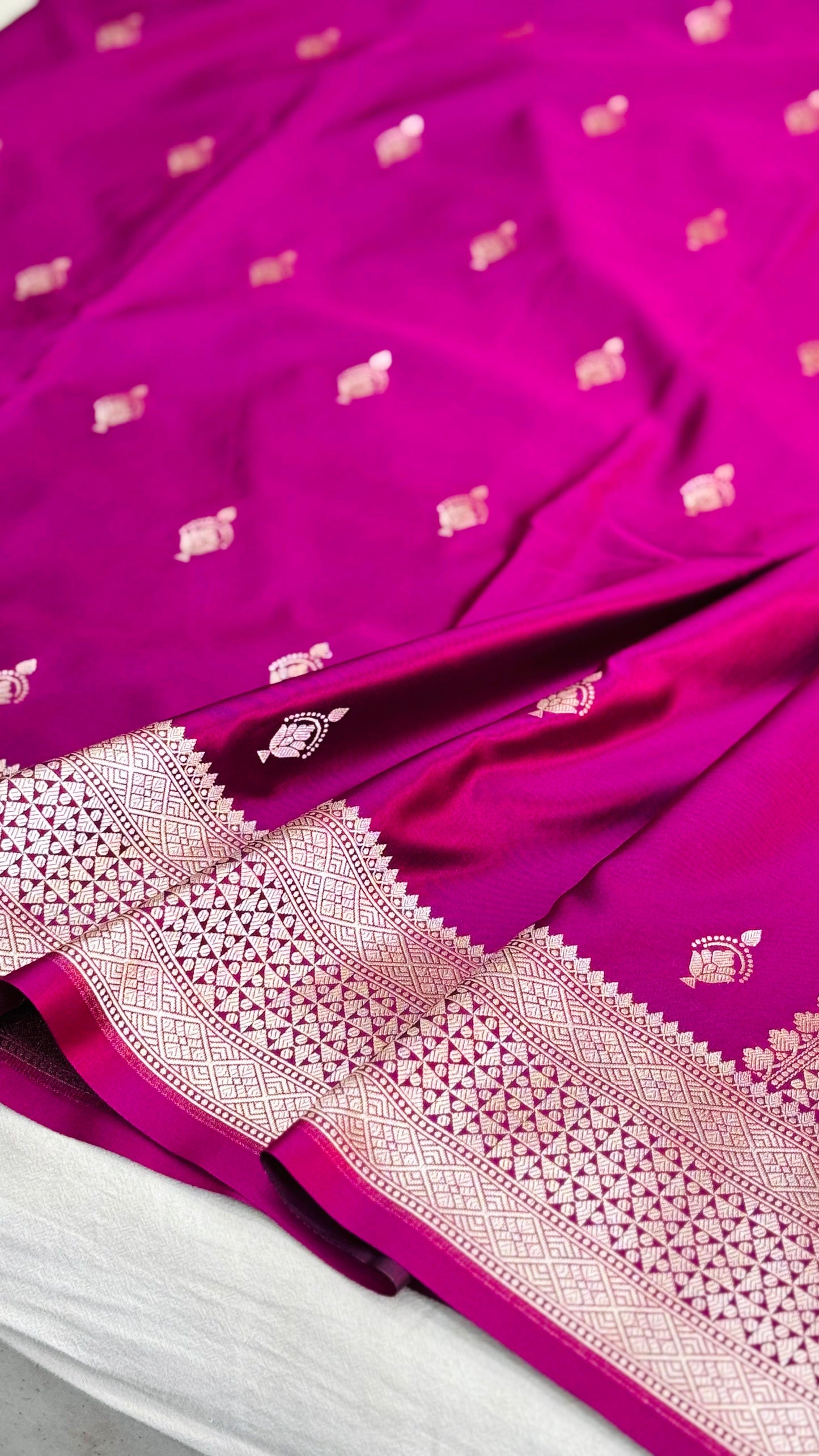 Pure Mashru Silk Buti Saree Purple (Mashravi)