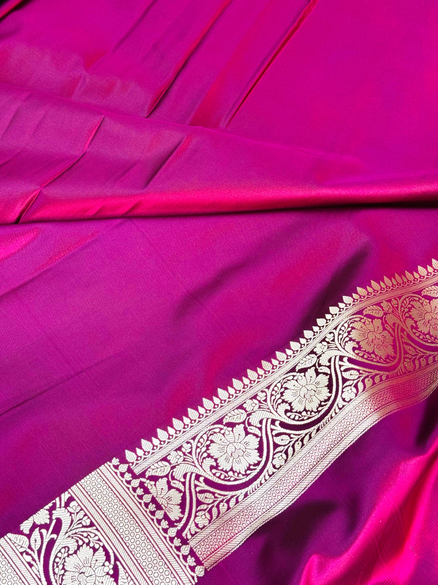 Pure Mashru Silk Buti Saree Purple (Mashravi)