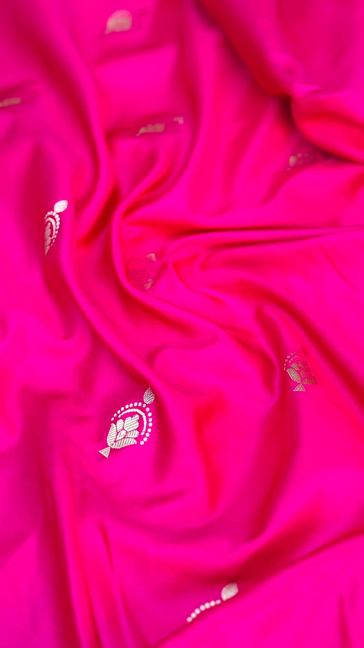 Pure Mashru Silk Buti Saree Rani Pink (Mashravi)