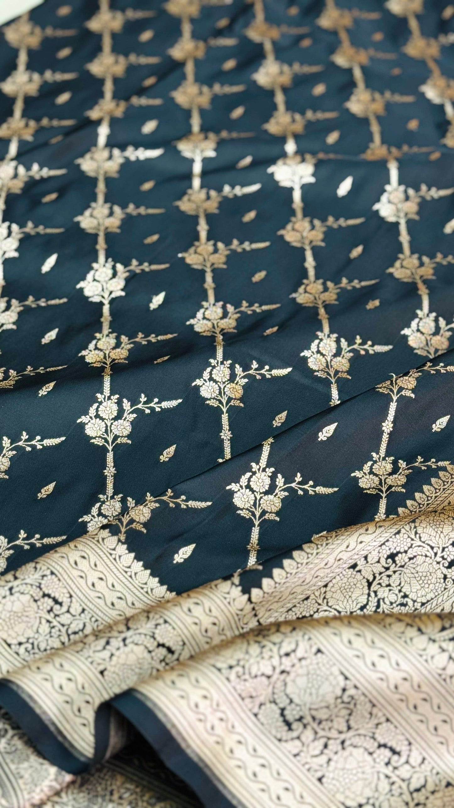 Pure Mashru Silk Jaal Saree Black (Mashravi)