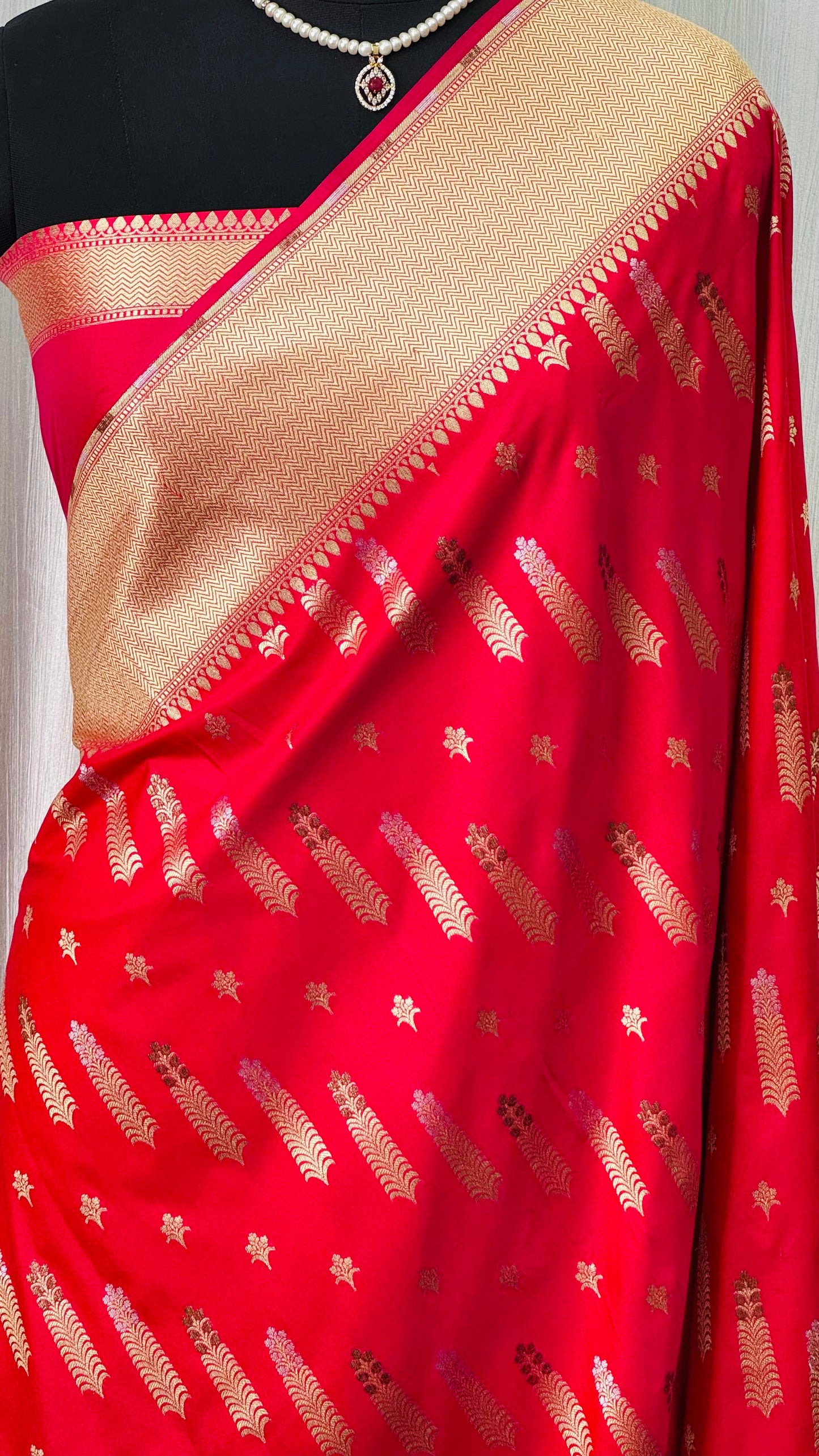 Banarasi Katan Silk Saree Red