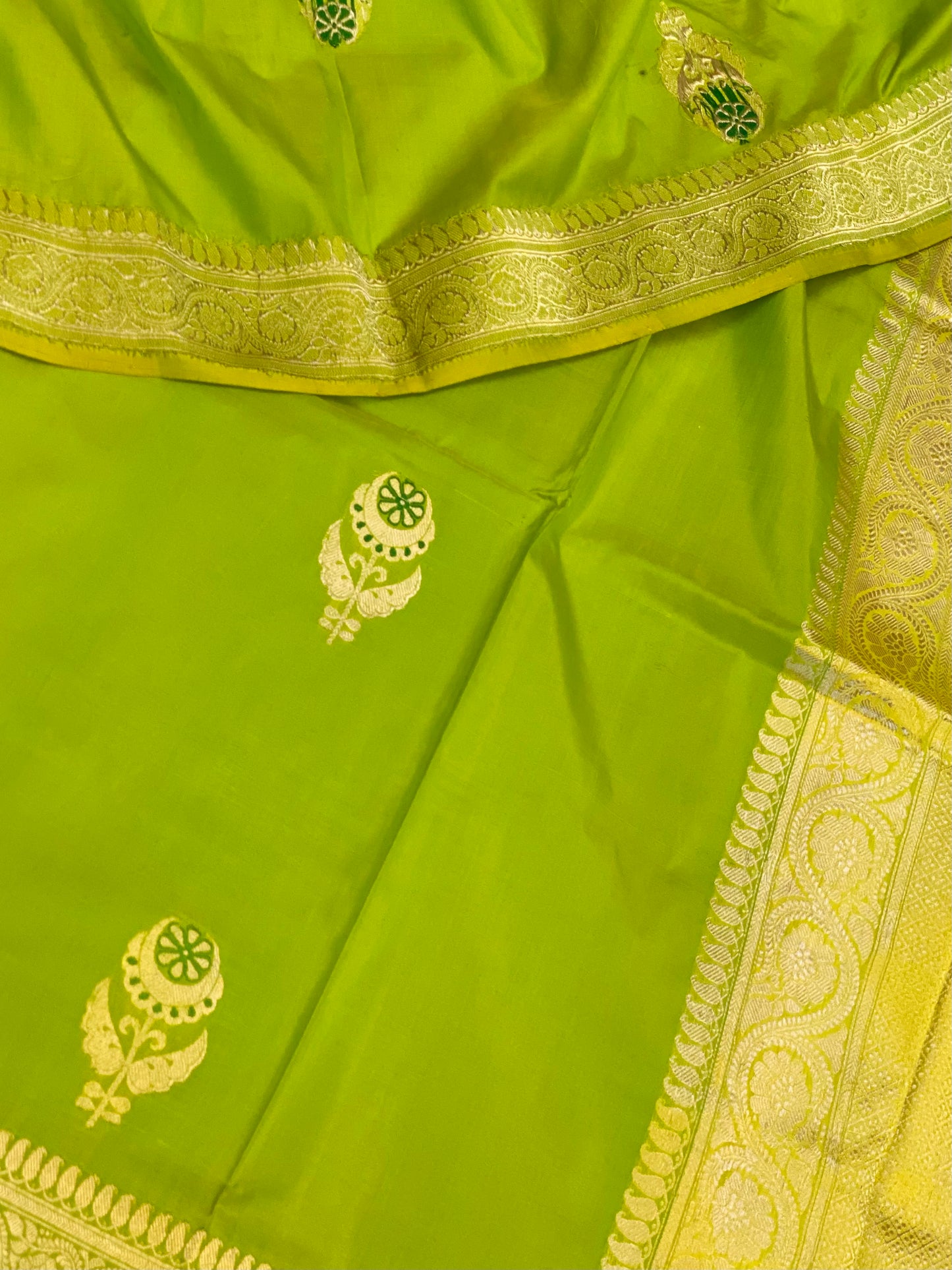HARIT MEENA (Pure Katan Bright Green Saree)