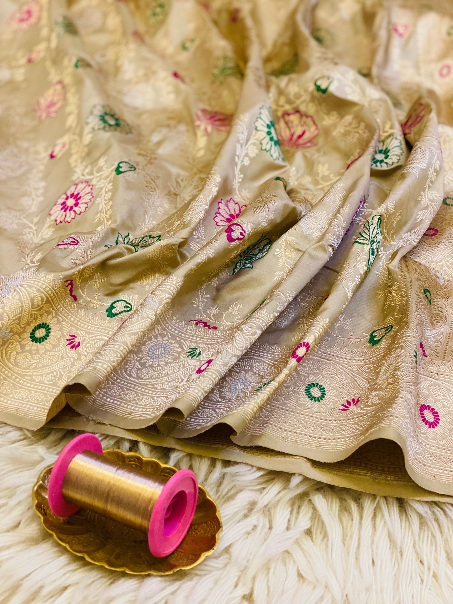 Pure Katan MeenaKari Jaal Saree Tussar (Noor-e-Nazaaka)