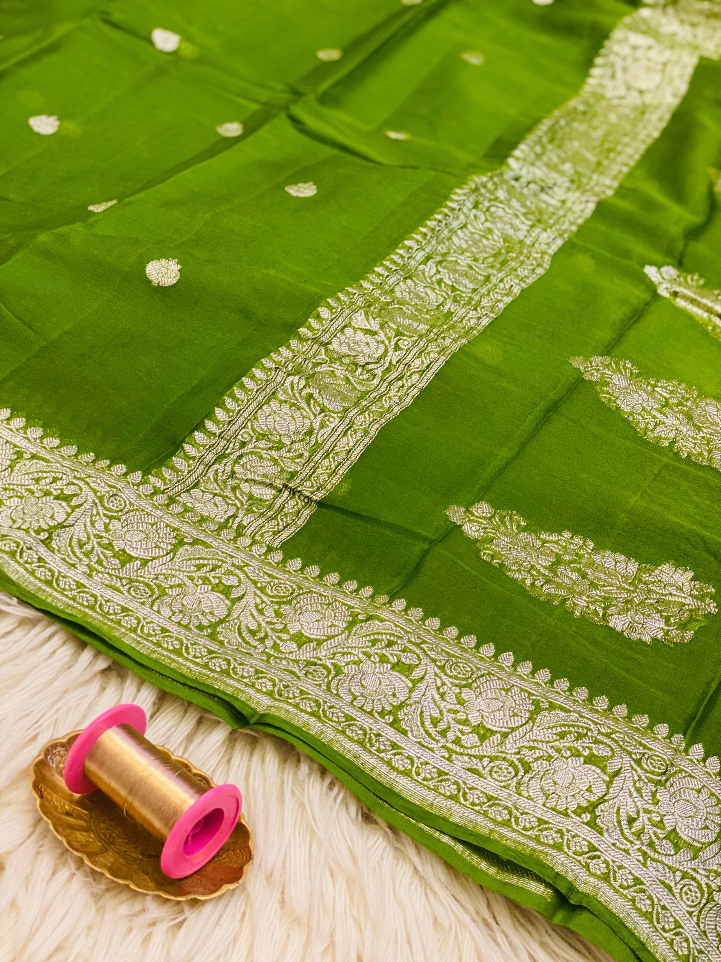 Pure Khaddi Chiffon Handloom Saree Deep Green (Chhalak)