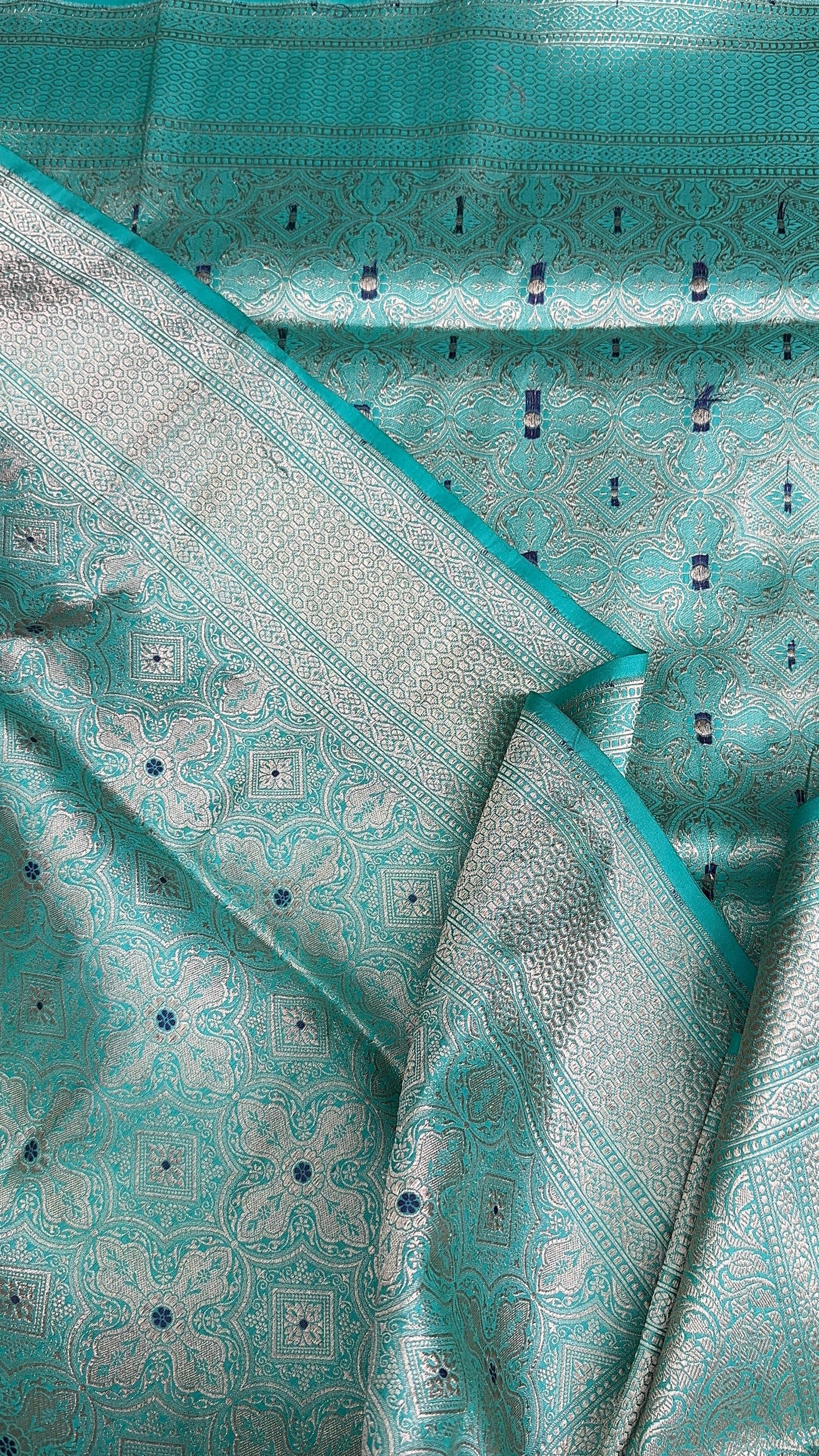 Pure Katan Silk Brocade Meenakari Saree Embrald Green (Brocade Meenakshi)