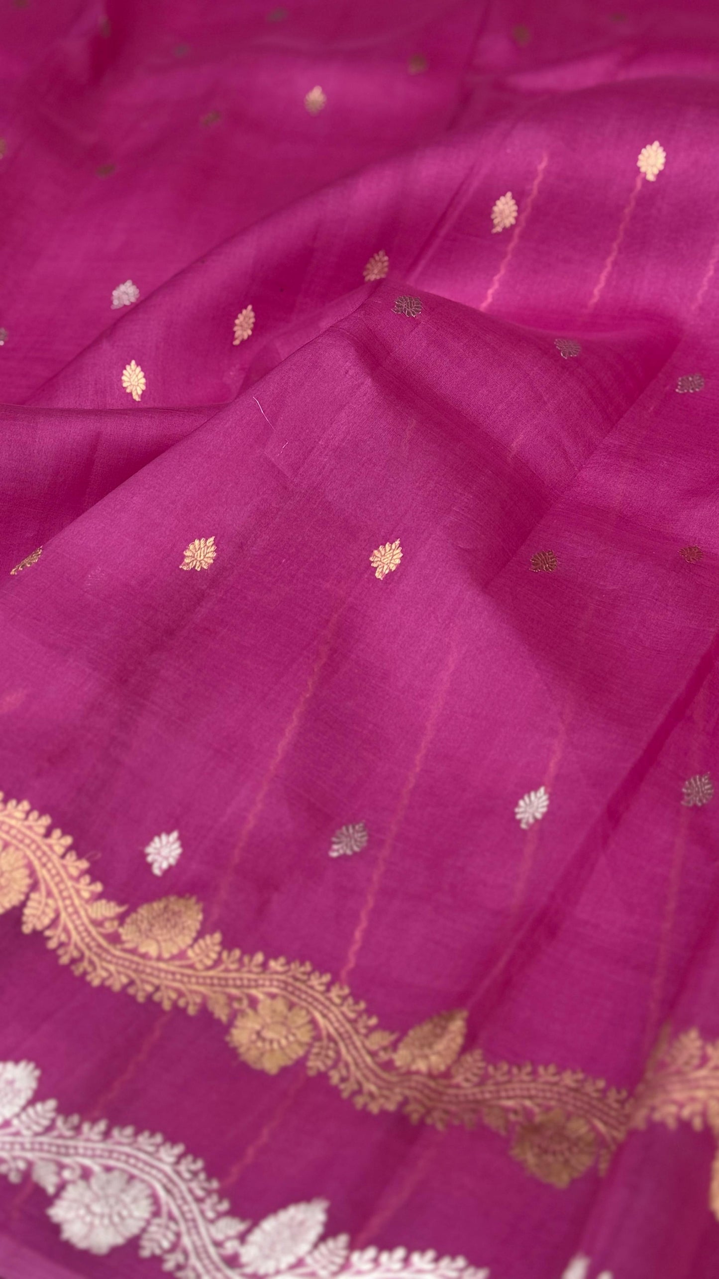 Pure Raw Mango Handloom Saree Deep Magenta (Resham Aam)