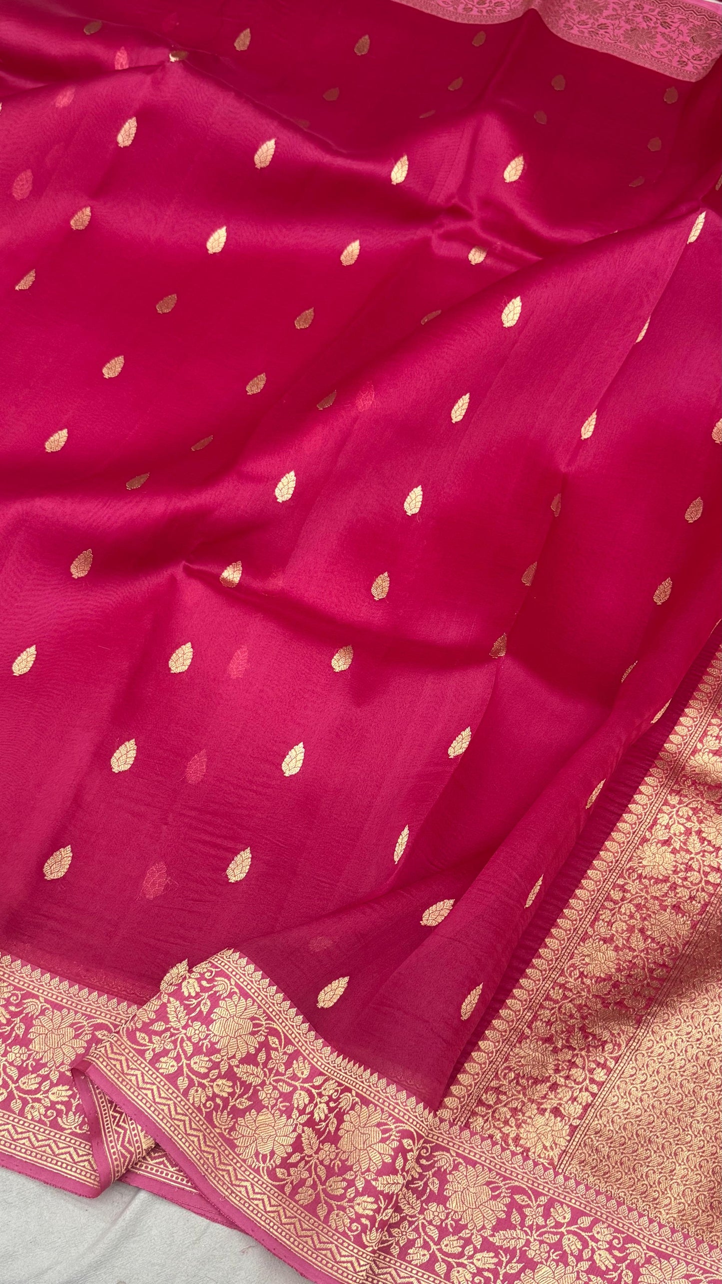 Pure Raw Mango Handloom Saree Magenta Pink (Resham Aam)