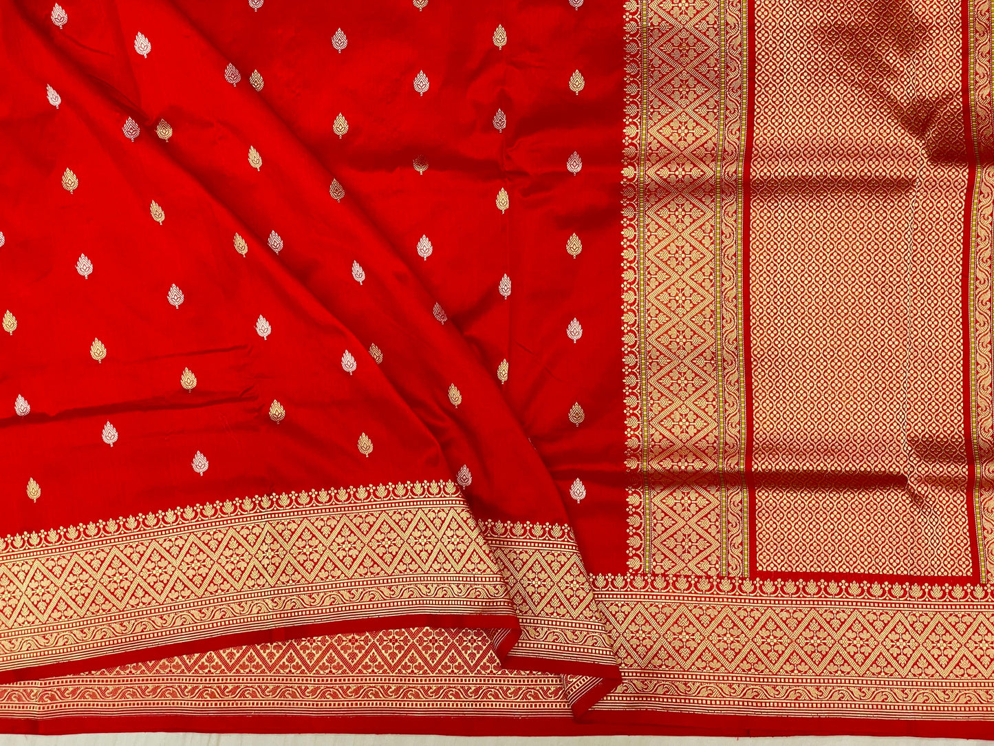 Pure handloom Katan Saree red