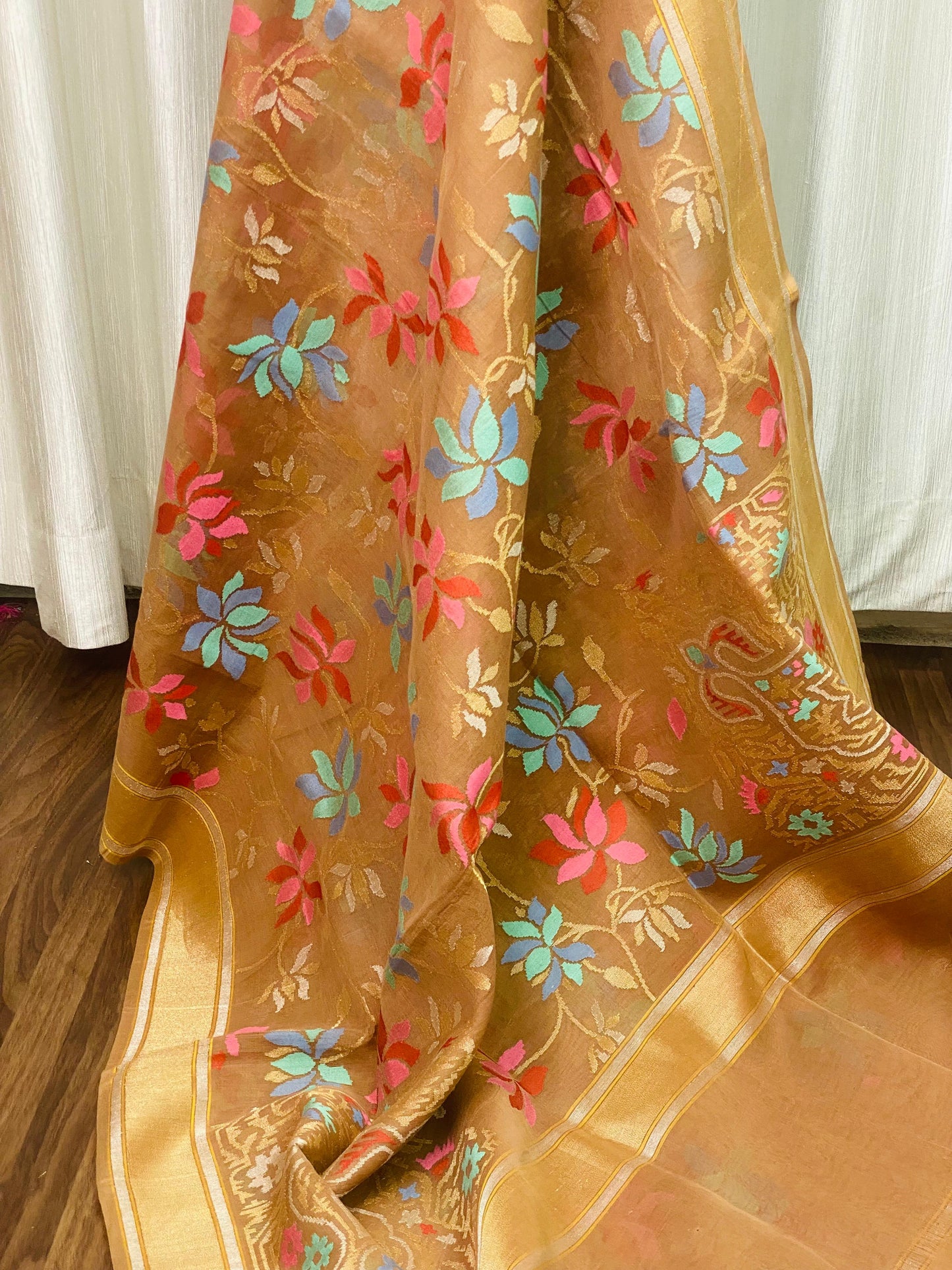 Pure Jamdani Handloom Saree Earthy Copper (Jamdaniya)