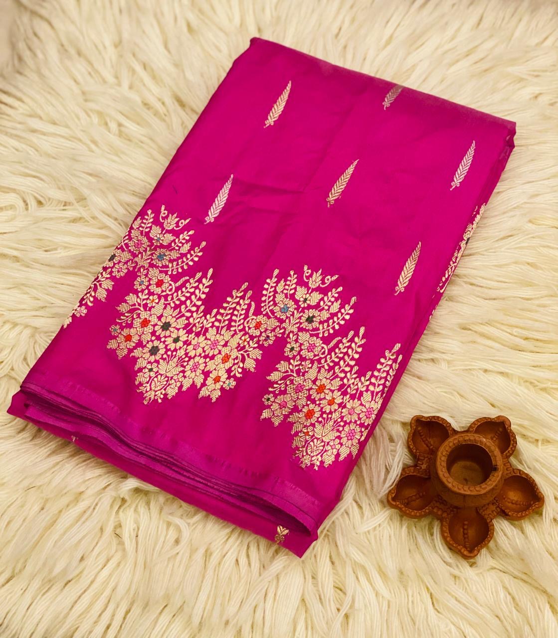 Pure Katan Scallop Border Buti Saree Rani Pink (Noor-e-Nazaaka)