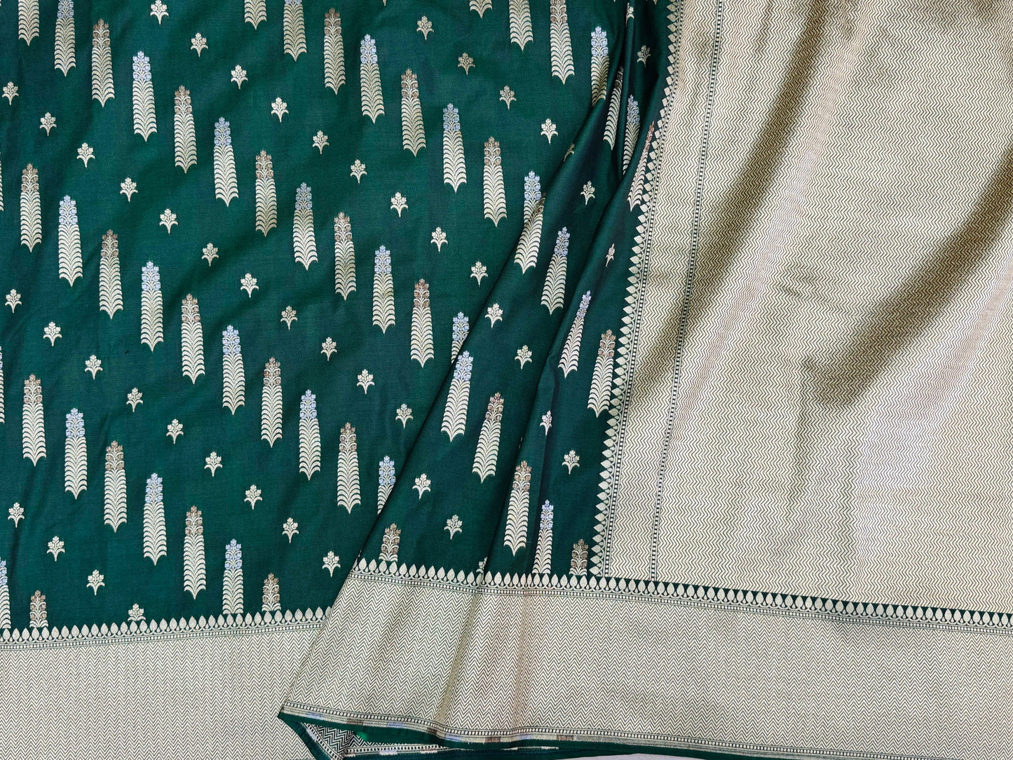Banarasi Katan Silk Saree Deep Green