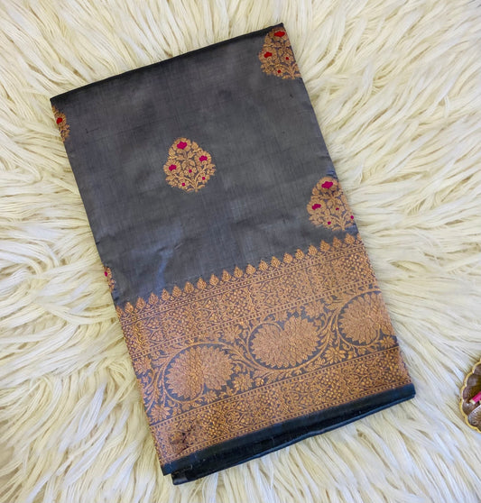 RAJAT PRABHA (Pure Katan Kadhwa Saree)