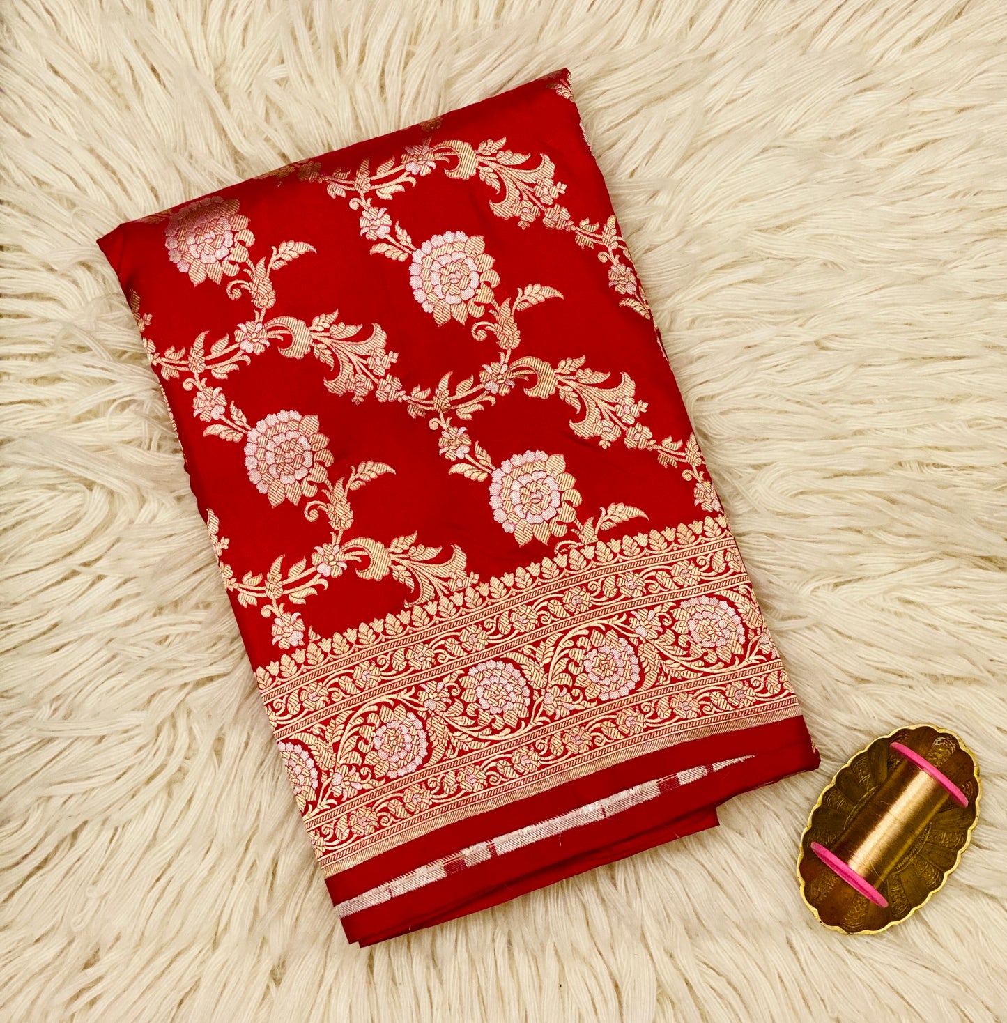 PUSHPA RAKTA (Pure Katan Silk Monga Jal Sona Roopa Zari Handloom Saree)