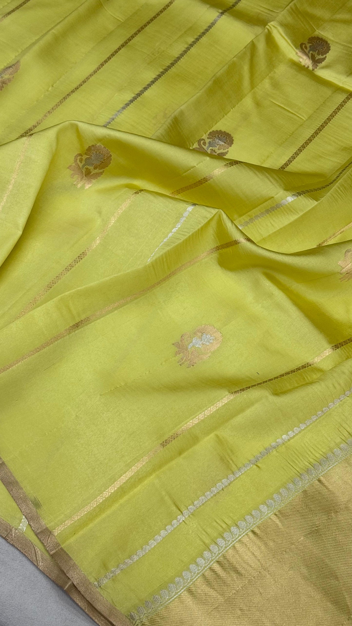 Pure Raw Mango Handloom Saree Lemon Yellow (Resham Aam)
